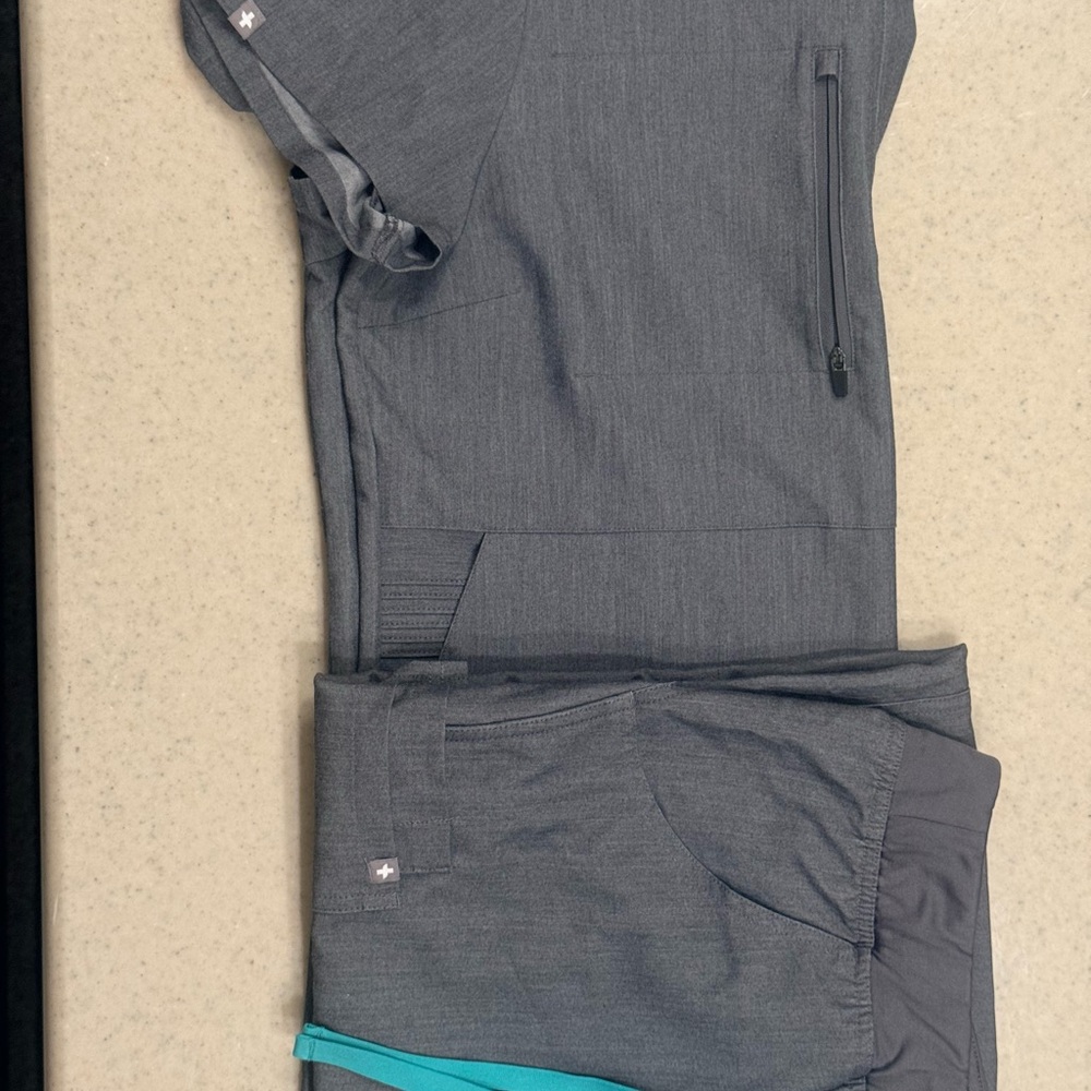 Figs | Other | Figs Charcoal Scrub Set With Teal Accent